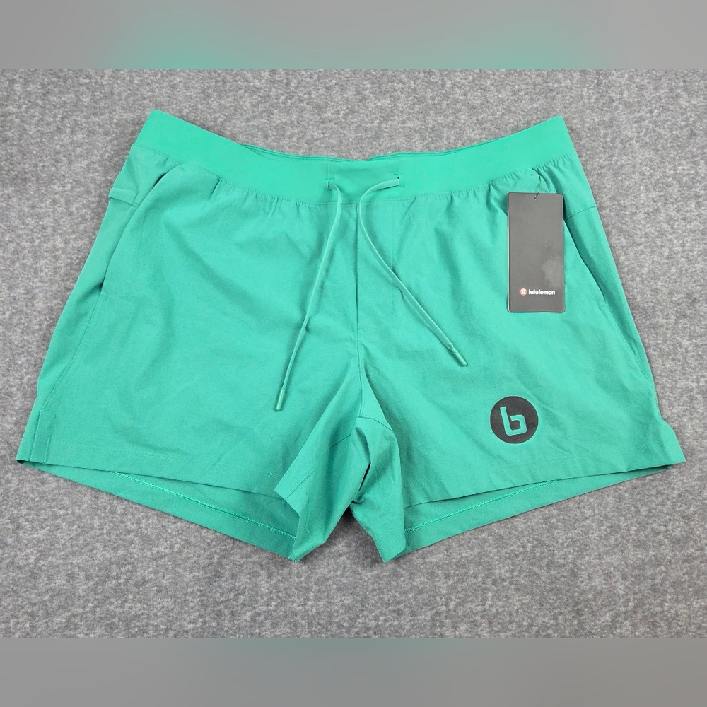 Lululemon Zeroed In Shorts Mens XXL Green 5" Zippered Side Pocket